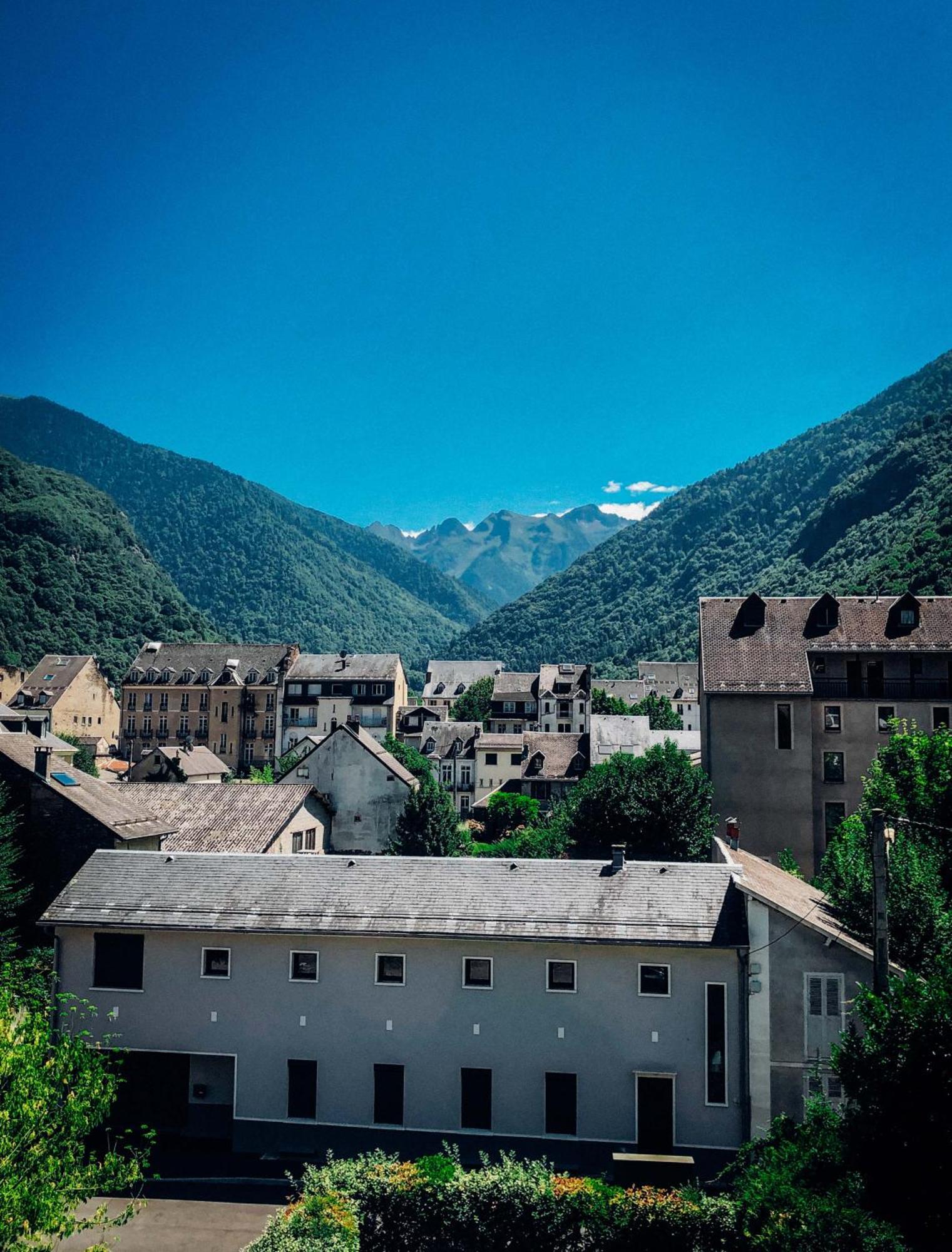 Cano'Py, Charmant 2 Pieces Avec Vue Montagne En Coeur De Ville Bagnères-de-Luchon Exteriér fotografie